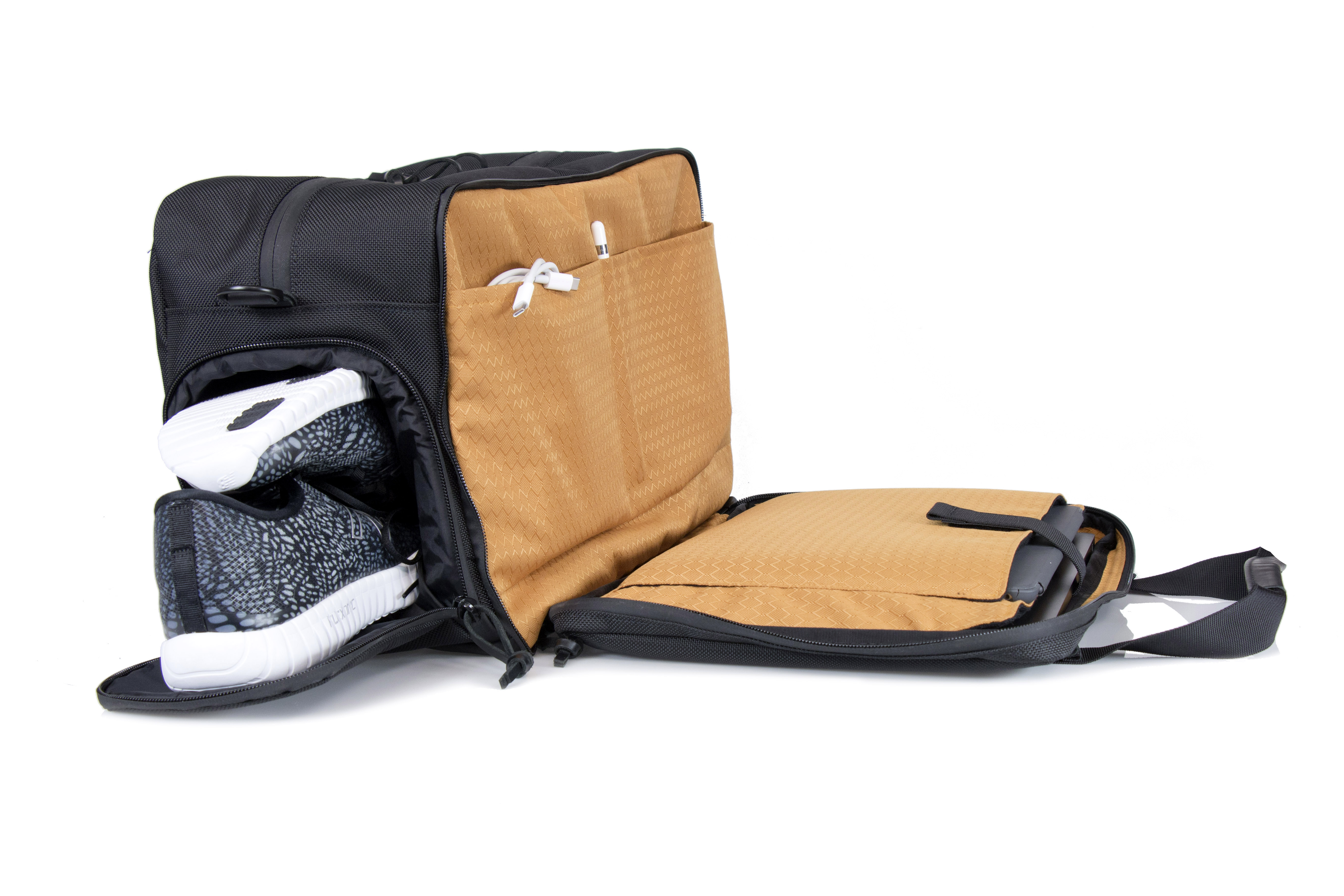 golf holdall with separate shoe compartment